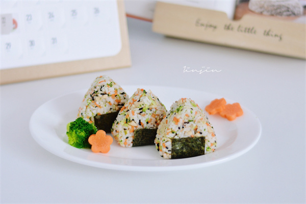 元?dú)庑★垐F(tuán)