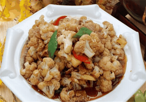 金胡楊新疆風(fēng)味館