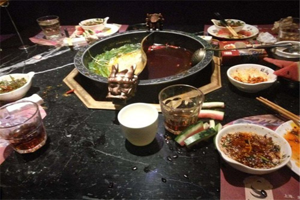 優(yōu)樂自助火鍋