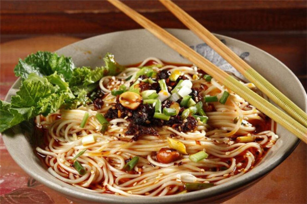 蘭婆婆肥腸撈面