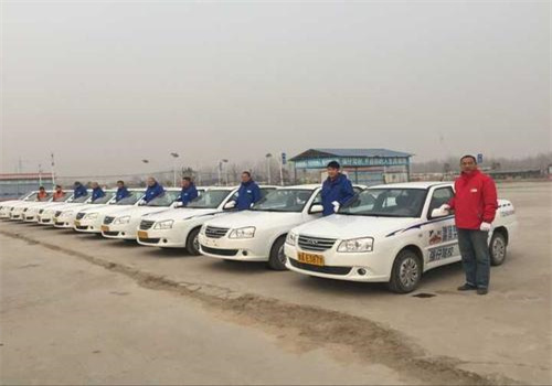 強(qiáng)仔駕校