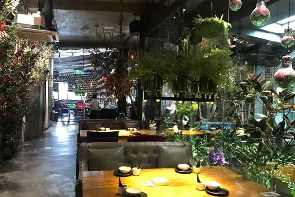 3號(hào)倉(cāng)庫(kù)餐廳