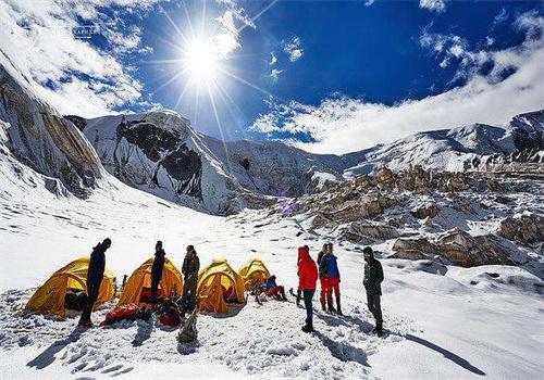 阿尼瑪卿戶外運動