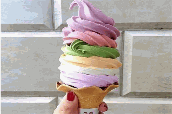彩虹冰激凌