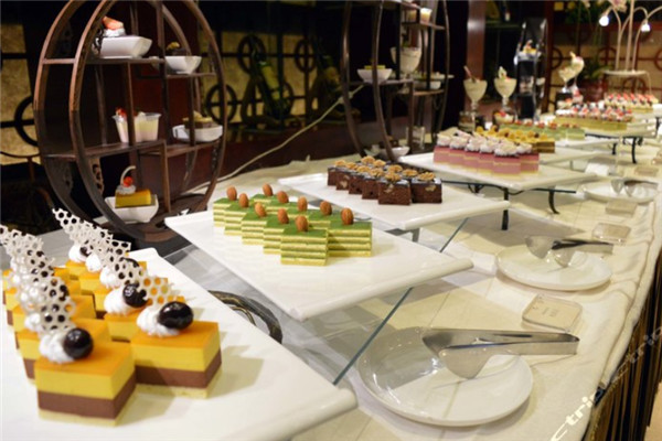 煮動力自助餐廳