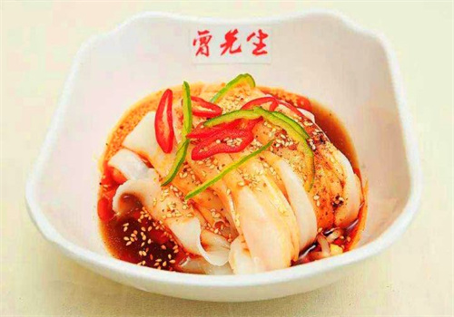 曾先生精專熱米皮