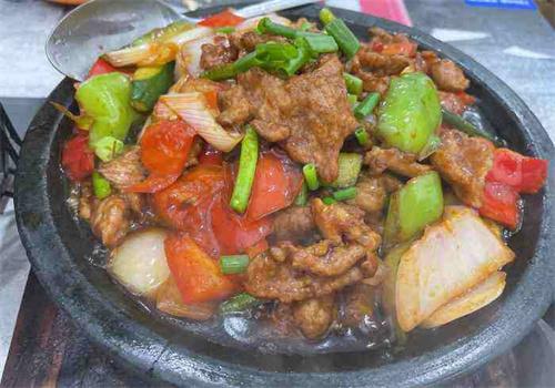 錢小匠爆汁牛肉飯