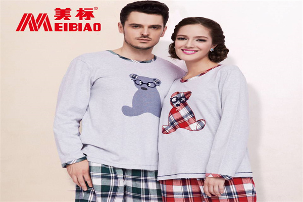 美標(biāo)服飾
