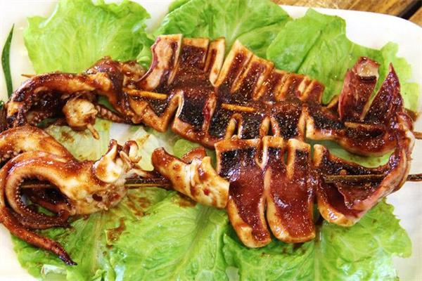 火山石烤魷魚(yú)店