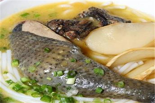 觀湯薈烏雞米線