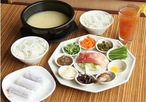 滇水源過橋米線