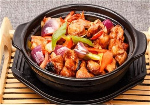 宮廷藥膳瓦罐雞