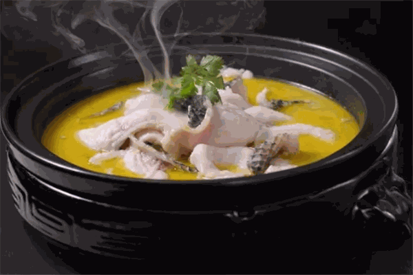 人人嗨酸菜缽缽魚