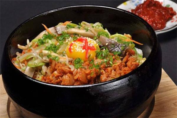 撒嬌先生石鍋飯