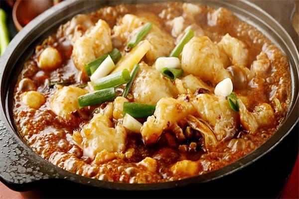 小雞小魚石鍋煲