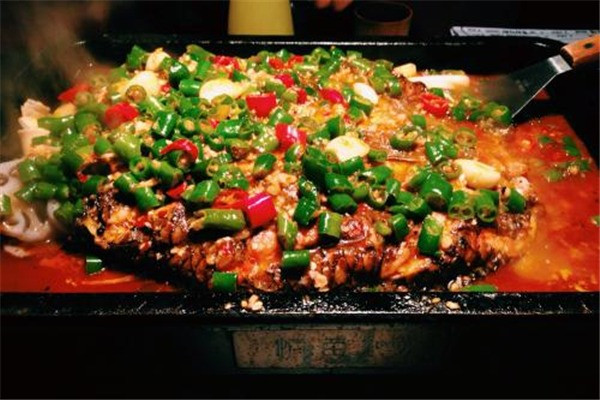 江邊山城干鍋烤魚