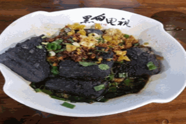 黑白電視臭豆腐