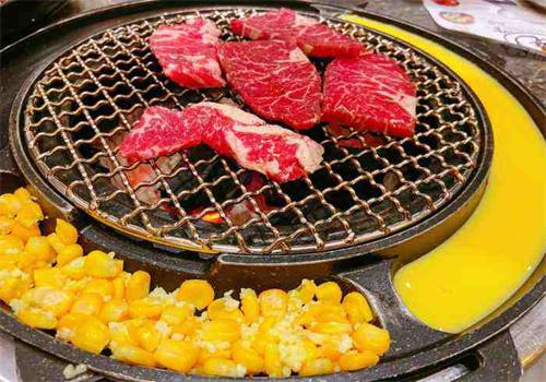 燒作牛肉海鮮炭舍