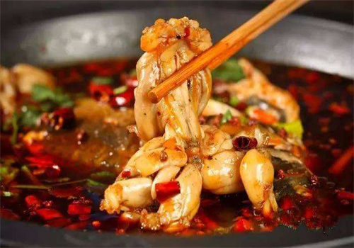 官渝府美蛙魚頭火鍋