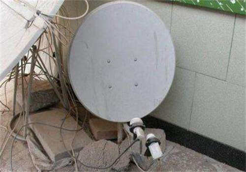 精華衛(wèi)星電視接收器