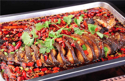 芳沁百味燜鍋烤魚