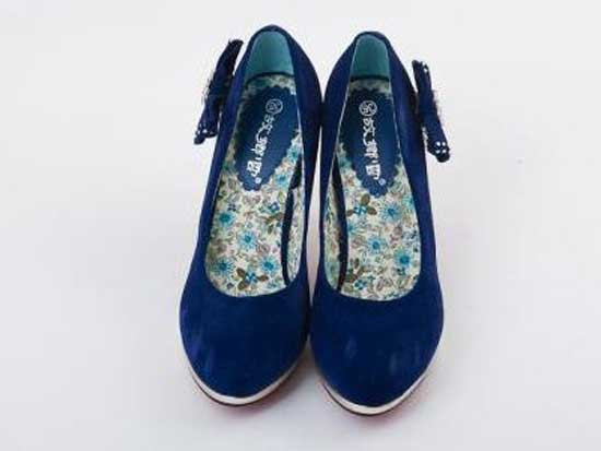 故鄉(xiāng)云時尚布鞋