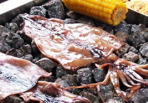 韓式石頭烤魷魚(yú)