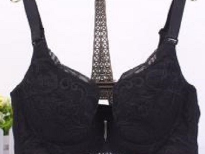 戴絲玉內(nèi)衣