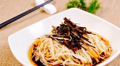 韓師傅醬骨手搟面