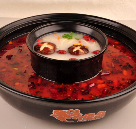 偶魚(yú)六味陶·輕火鍋