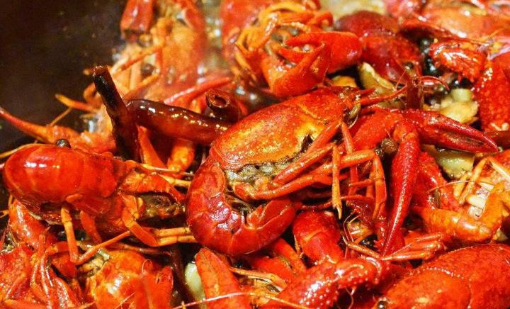 辣一手麻辣小龍蝦